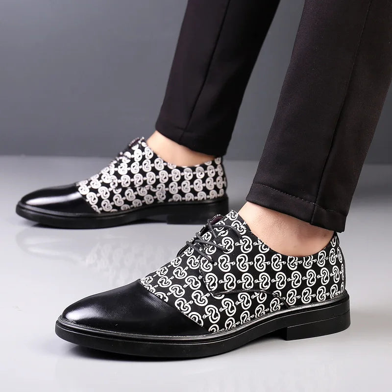 براءات الاختراع والجلود الرجال اللباس أحذية الانزلاق على رجل عارضة أكسفورد الأحذية العلامة التجارية الأخفاف بريق ذكر الأحذية أشار اسم ال

نوع الإغلاق: الانزلاق

اسم القسم: بالغ

عنصر الموضة: بلينغ

الملاءمة: صحيح حسب الحجم

الجنس: النساء

ار Shoes for Men